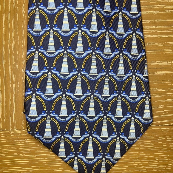 CHANEL 100% Silk Navy tie with Light Blue Lighthouses - Picture 2 of 7
